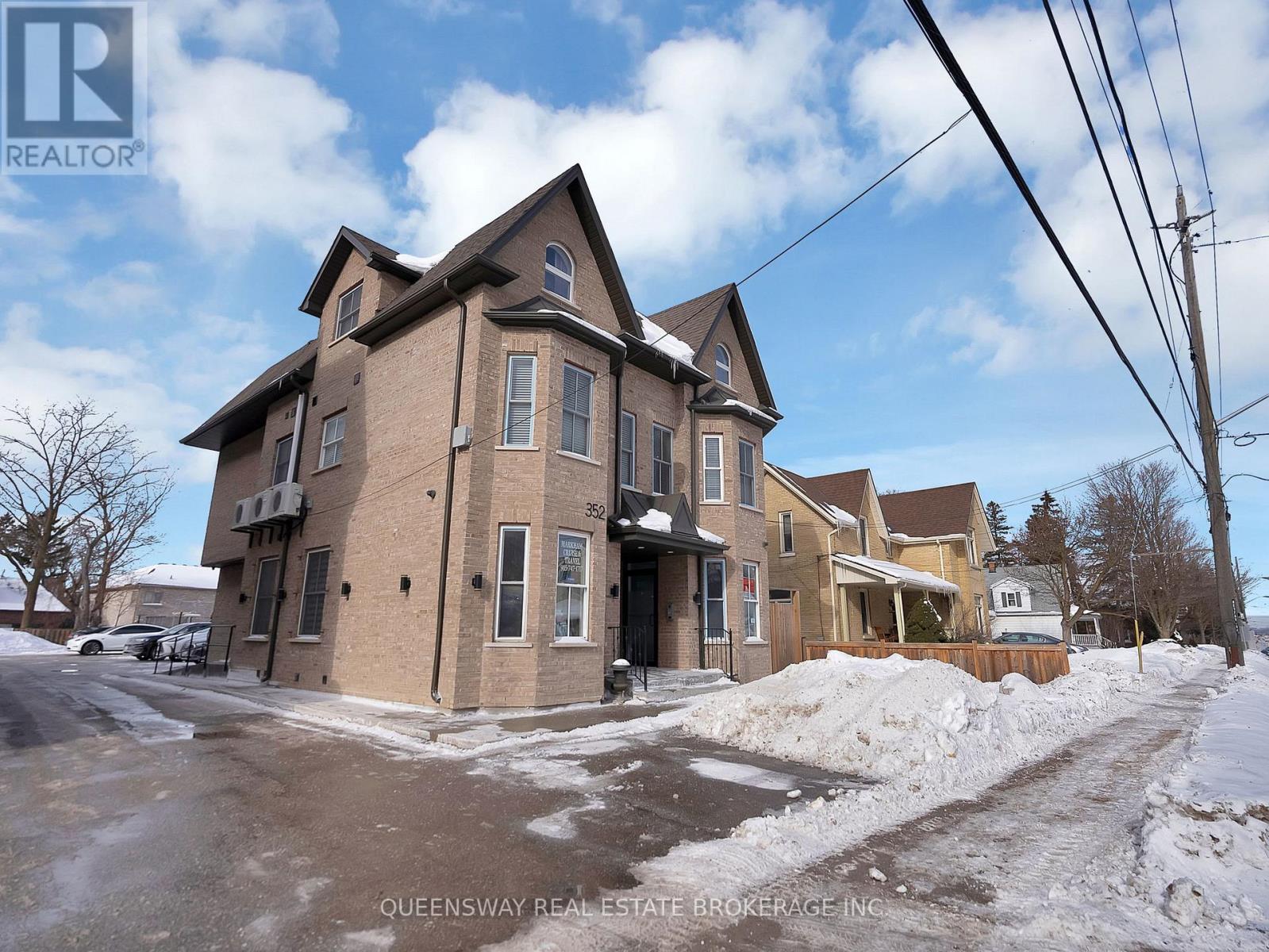 352 Main Street N, Markham, Ontario  L3P 1Z1 - Photo 2 - N12784158