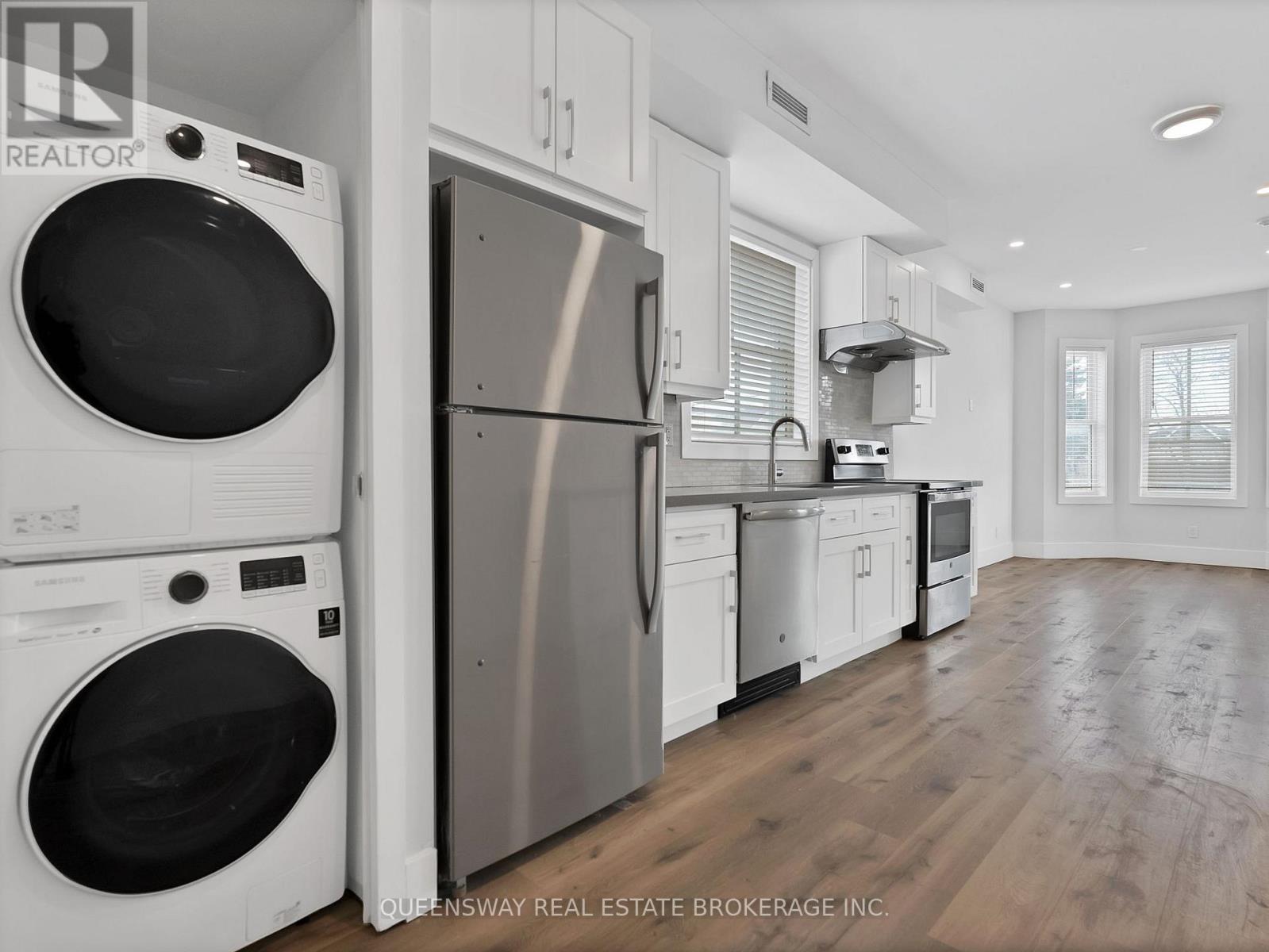 352 Main Street N, Markham, Ontario  L3P 1Z1 - Photo 7 - N12784158