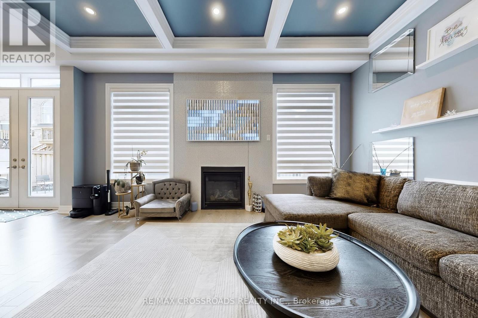 9 Kingknoll Crescent, Georgina, Ontario  L4P 0H6 - Photo 9 - N12919736