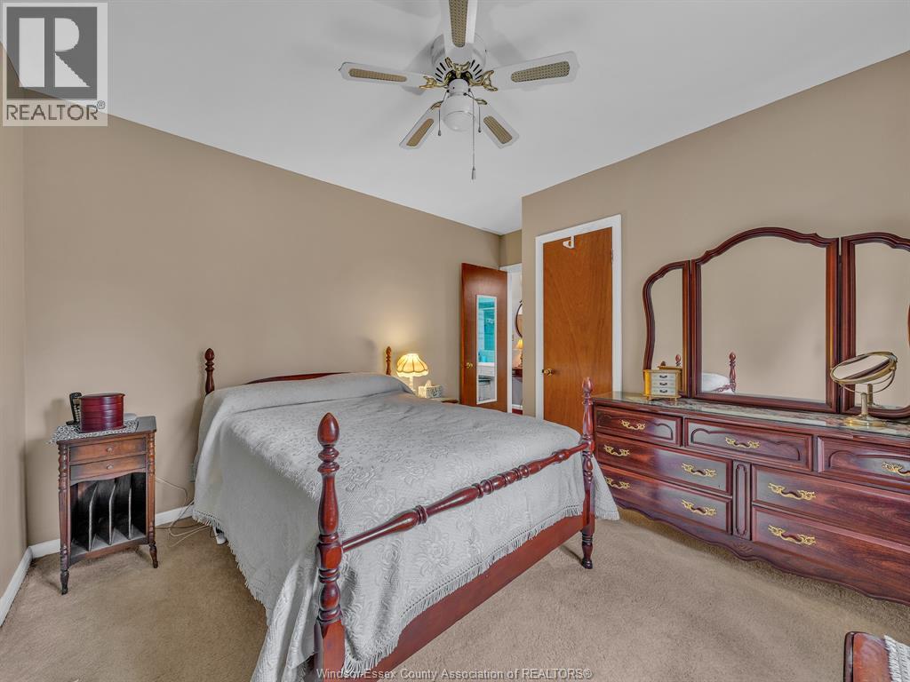 264 Sterling, Windsor, Ontario N8Y 3T7 - Photo 20 - 26006222