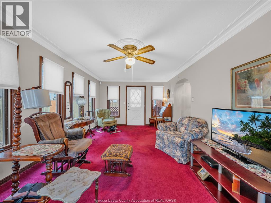 264 Sterling, Windsor, Ontario N8Y 3T7 - Photo 25 - 26006222