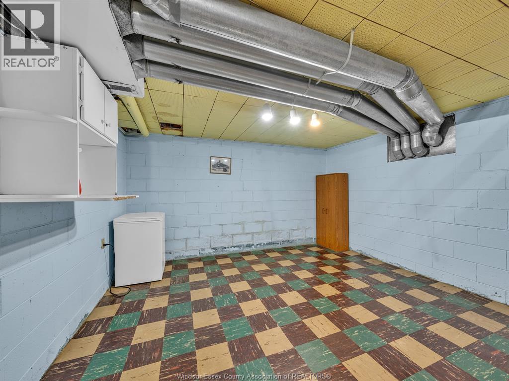 264 Sterling, Windsor, Ontario N8Y 3T7 - Photo 27 - 26006222