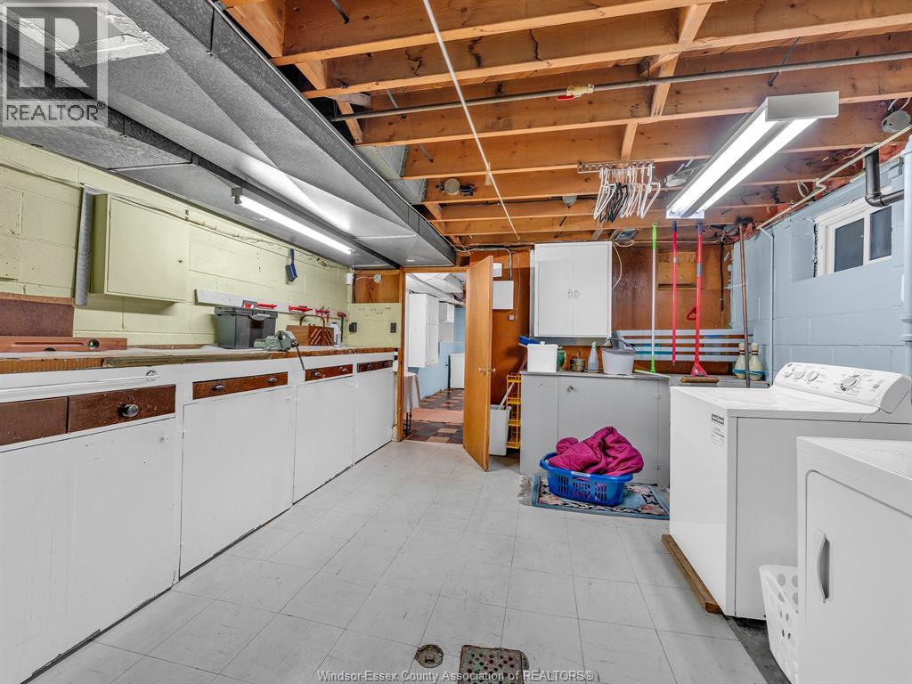 264 Sterling, Windsor, Ontario N8Y 3T7 - Photo 35 - 26006222