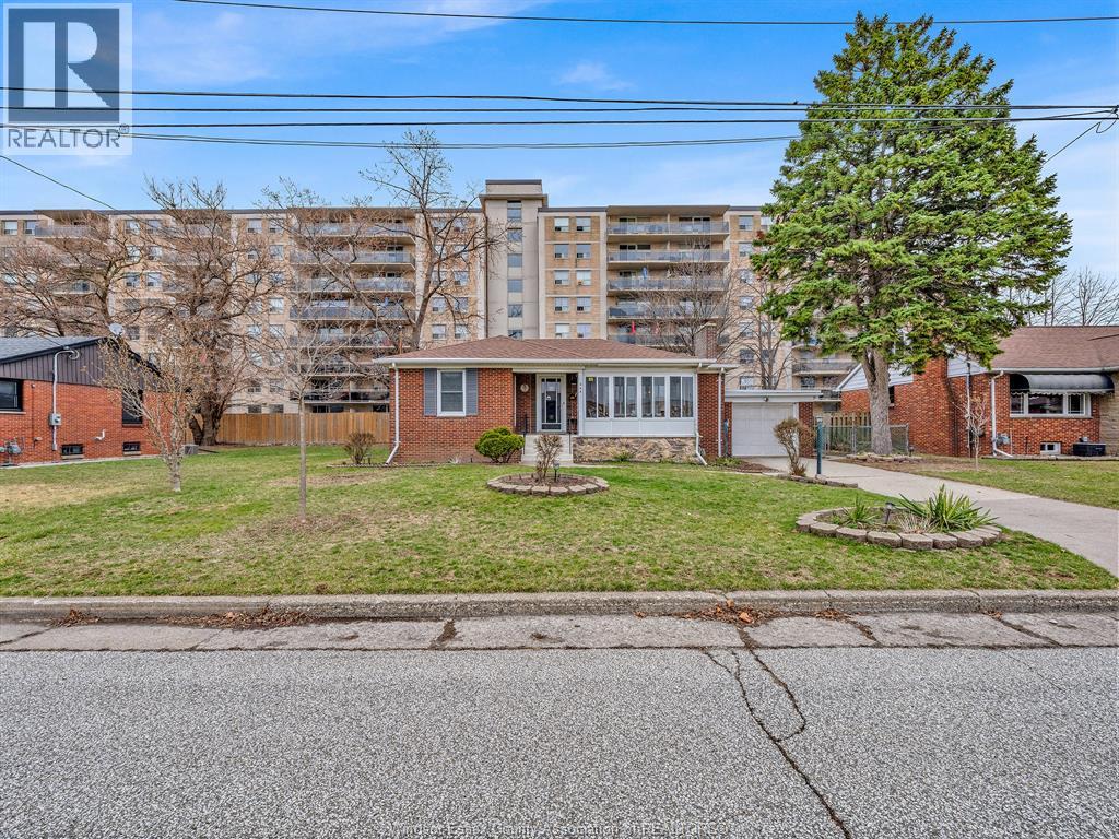264 Sterling, Windsor, Ontario N8Y 3T7 - Photo 38 - 26006222