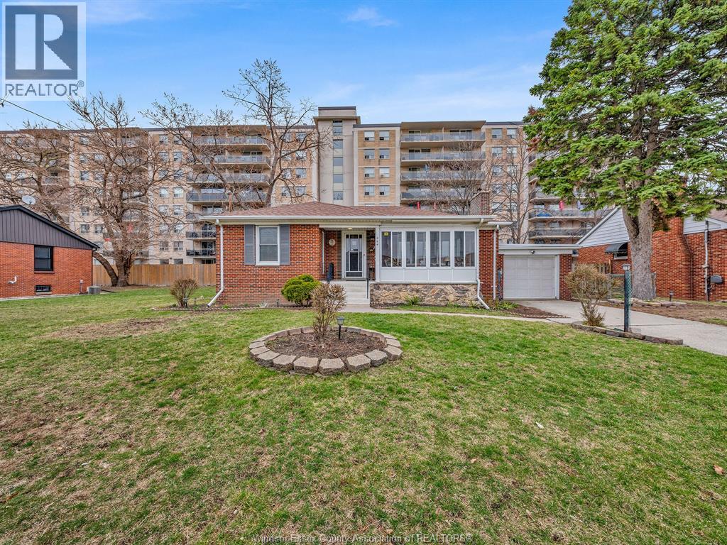 264 Sterling, Windsor, Ontario N8Y 3T7 - Photo 39 - 26006222