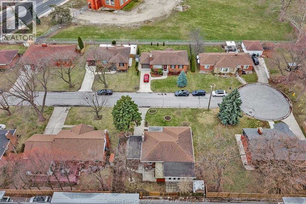 264 Sterling, Windsor, Ontario N8Y 3T7 - Photo 4 - 26006222