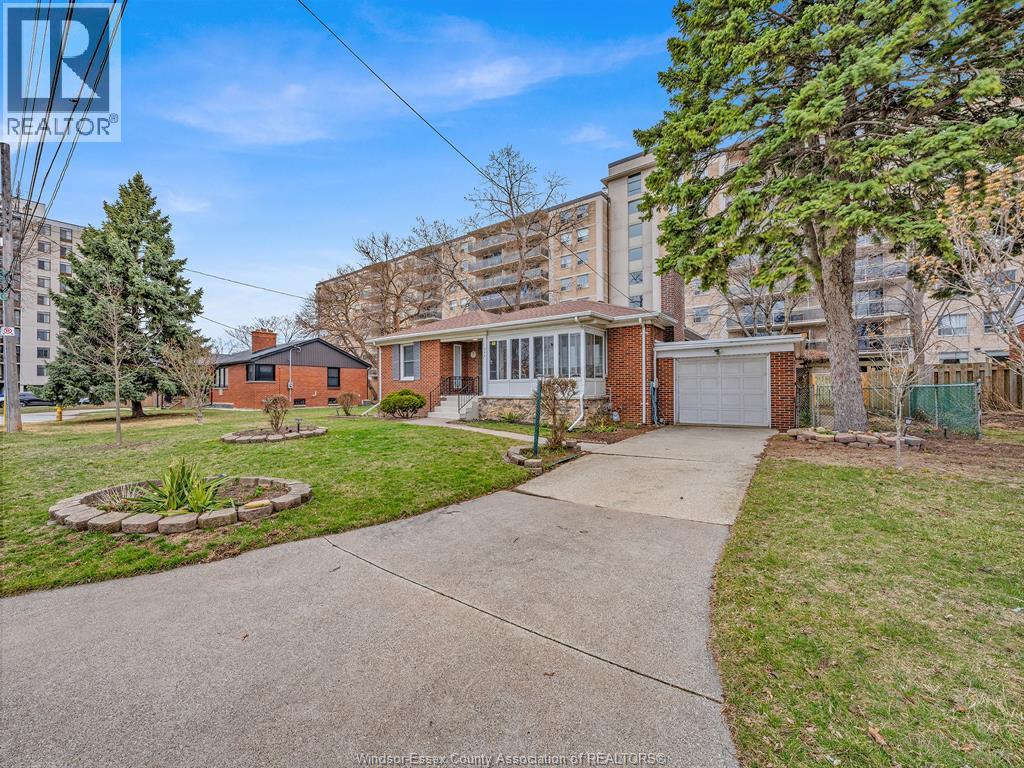 264 Sterling, Windsor, Ontario N8Y 3T7 - Photo 43 - 26006222