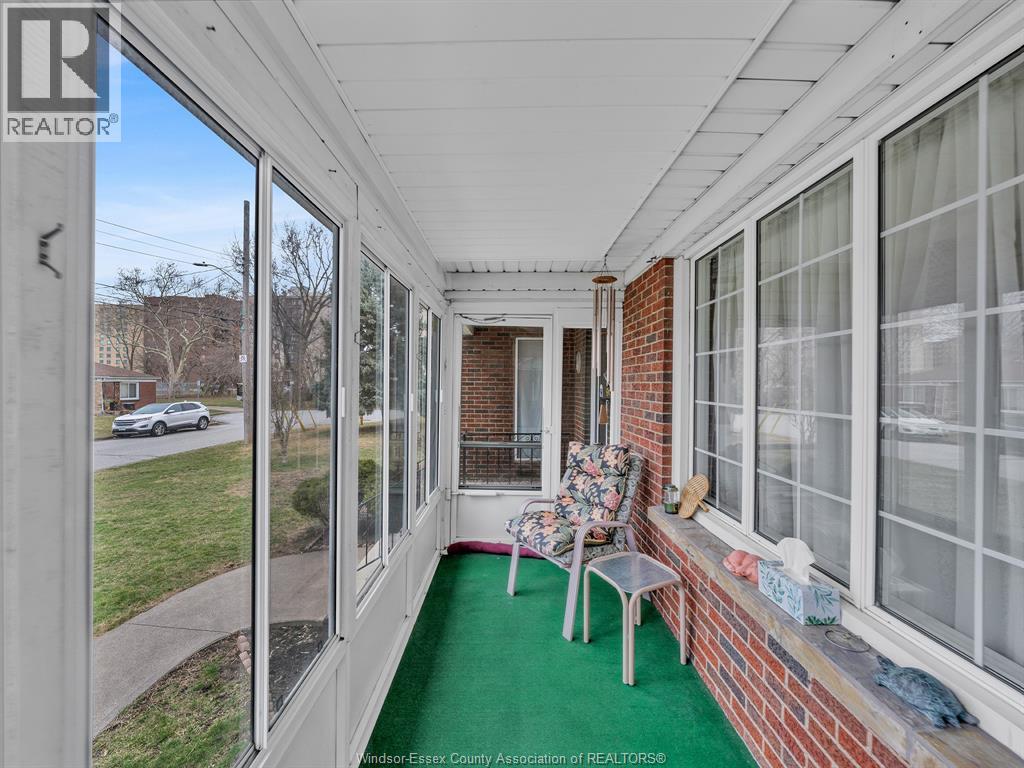 264 Sterling, Windsor, Ontario N8Y 3T7 - Photo 46 - 26006222