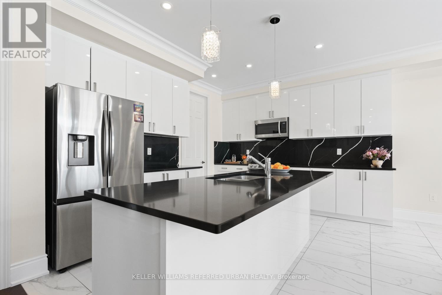 14 Hummingbird Grove, Adjala-Tosorontio, Ontario  L0G 1W0 - Photo 8 - N12919762