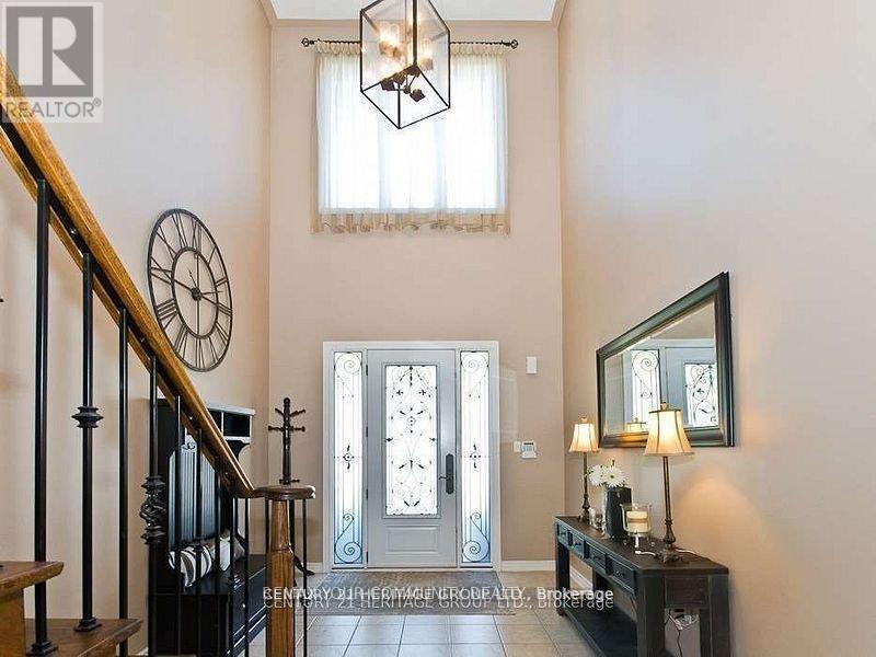 125 Timber Valley Avenue, Richmond Hill (Oak Ridges), Ontario  L4E 4Z8 - Photo 4 - N12919822