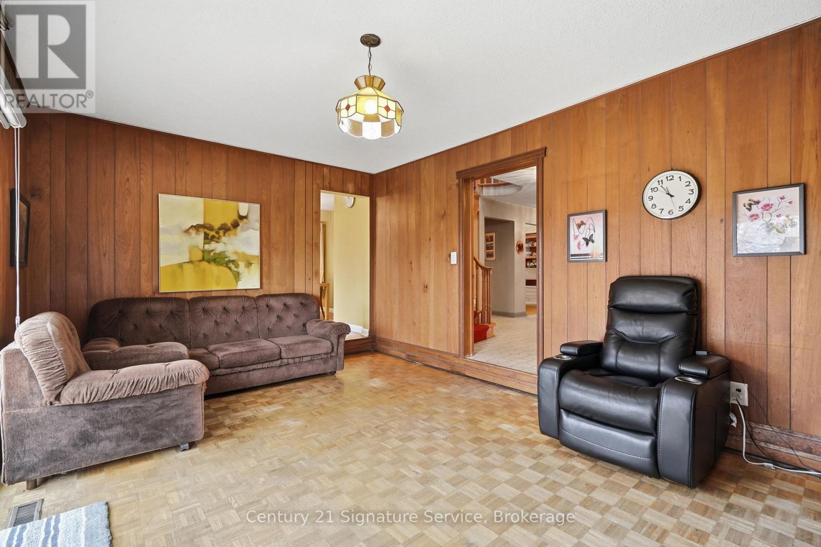 7 German Mills, Markham, Ontario  L3T 4H4 - Photo 10 - N12919888