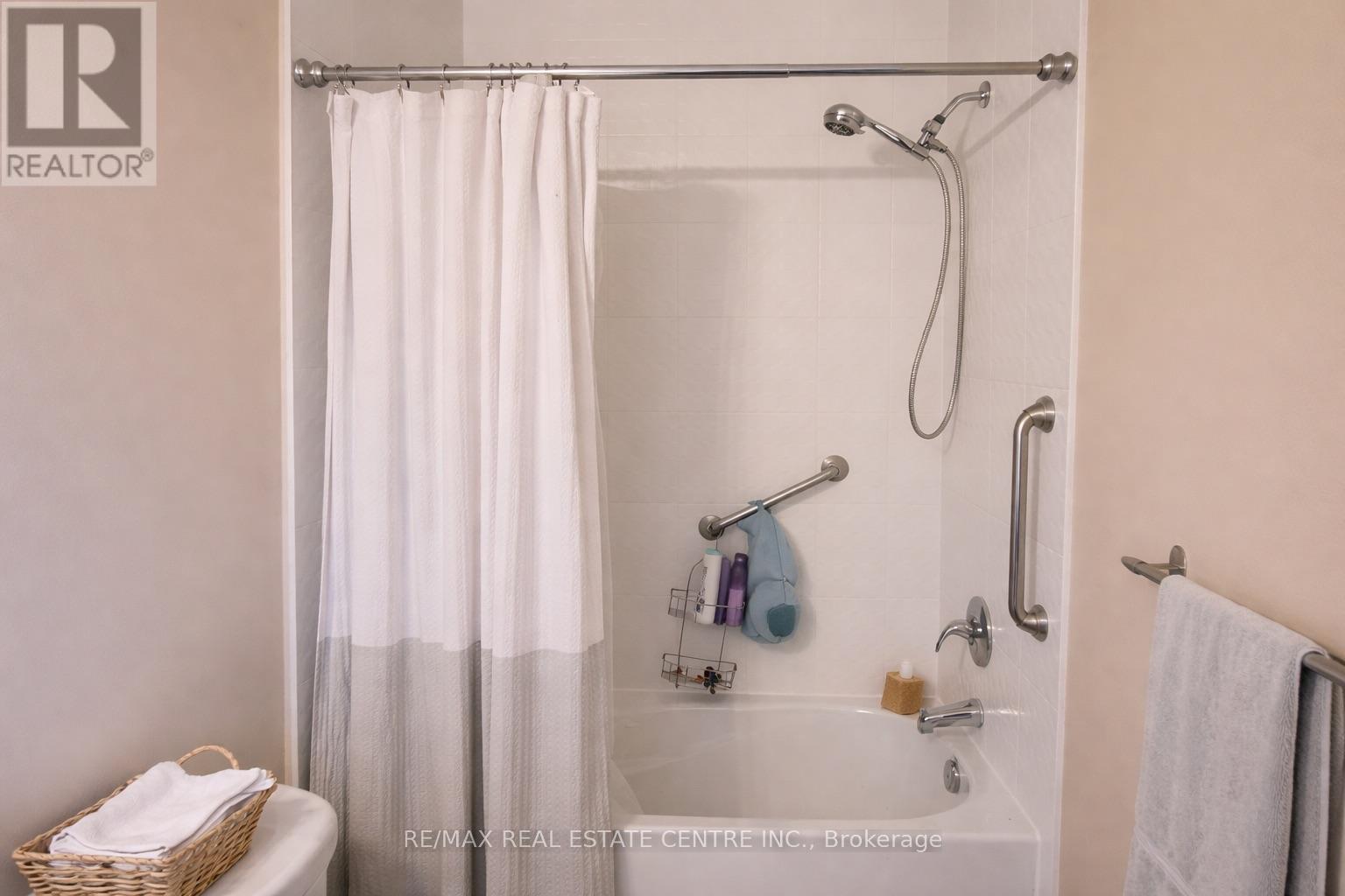 2491 Postmaster Drive, Oakville, Ontario  L6M 0L5 - Photo 7 - W12919564