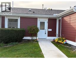 5 JACZENKO Terrace, Hamilton, Ontario