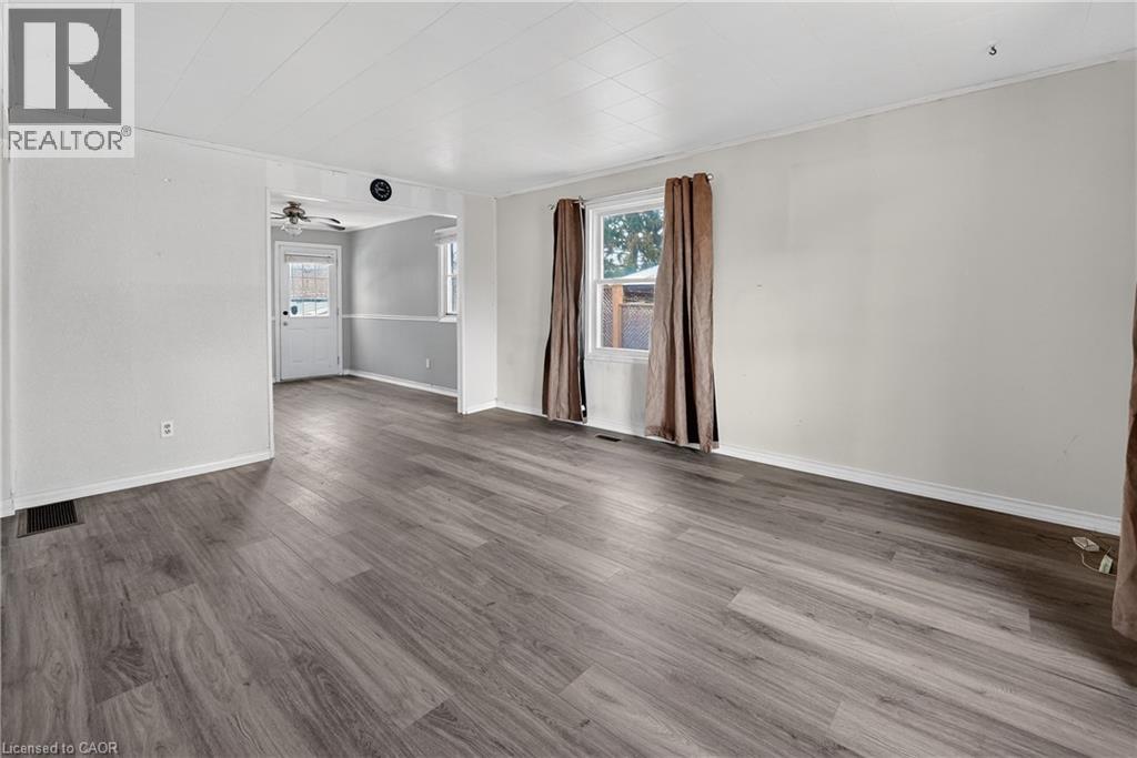 85 Grass Avenue, St. Catharines, Ontario  L2R 1T2 - Photo 4 - 40814235