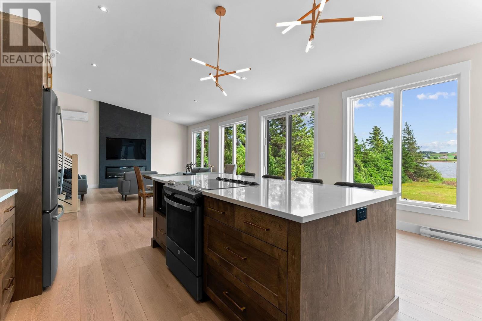 94 Sunnyside Drive, Long River, Prince Edward Island  C0B 1M0 - Photo 7 - 202605436