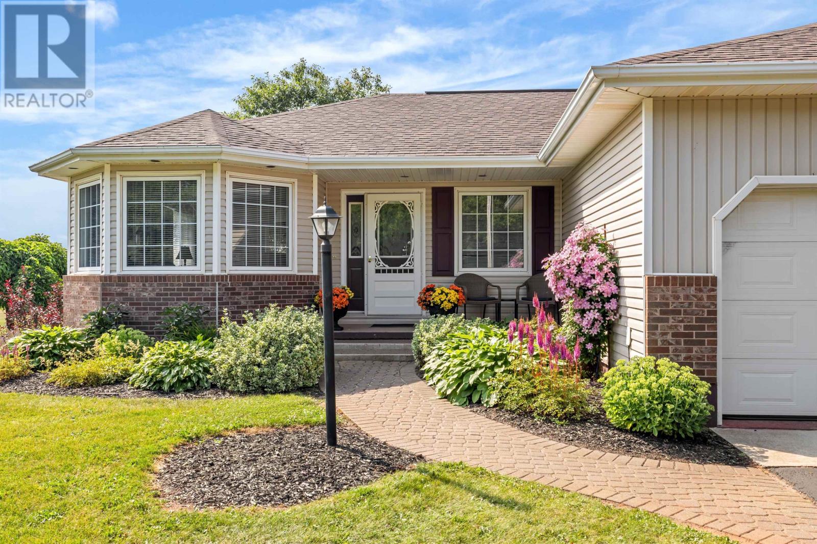 139 Baker Shore Road, Summerside, Prince Edward Island  C1N 4J9 - Photo 4 - 202605447