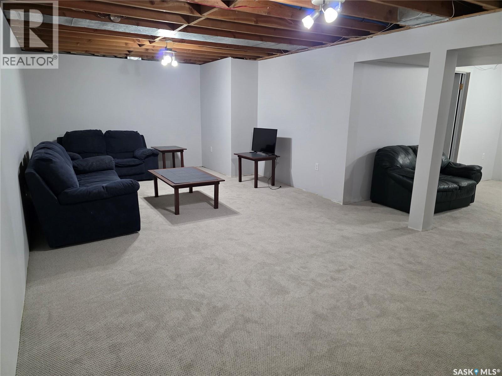 403 Thomson Street, Outlook, Saskatchewan  S0L 2N0 - Photo 22 - SK029228