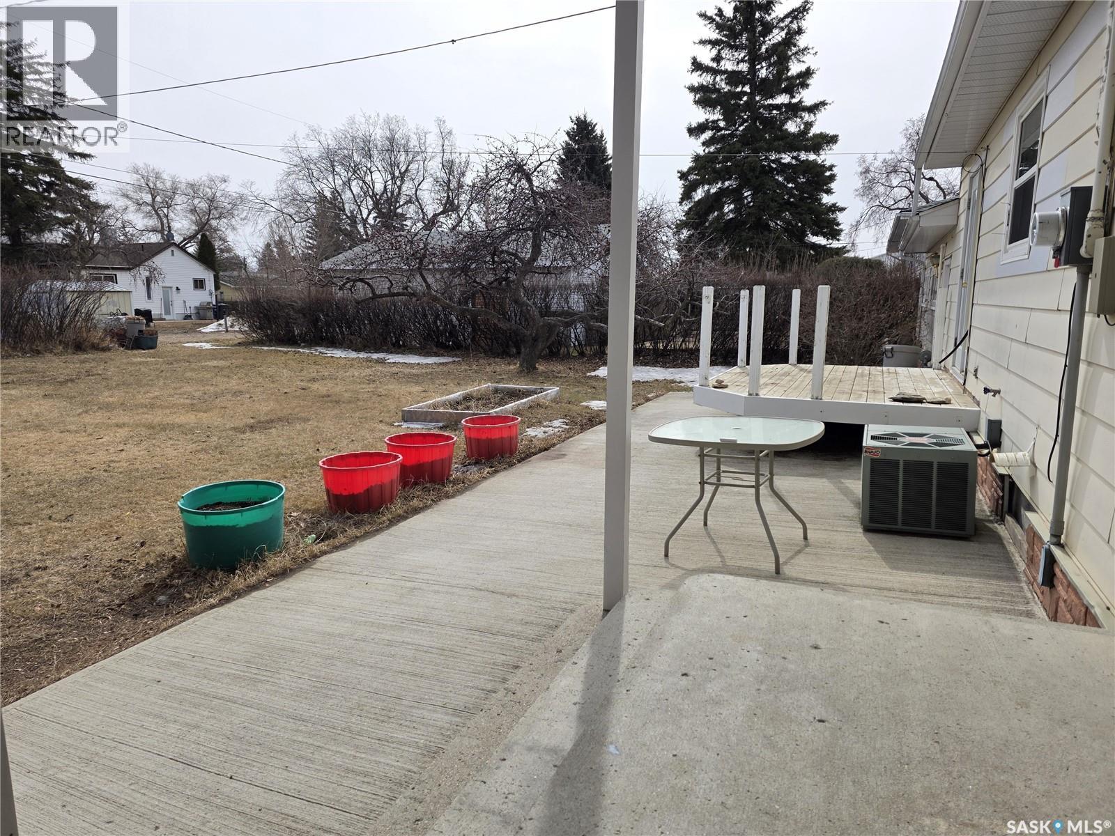 403 Thomson Street, Outlook, Saskatchewan  S0L 2N0 - Photo 31 - SK029228