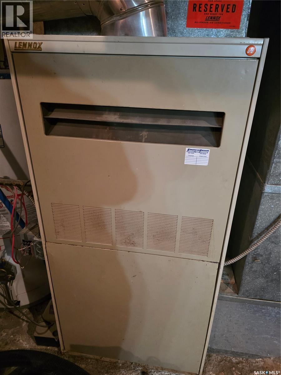 403 Thomson Street, Outlook, Saskatchewan  S0L 2N0 - Photo 27 - SK029228