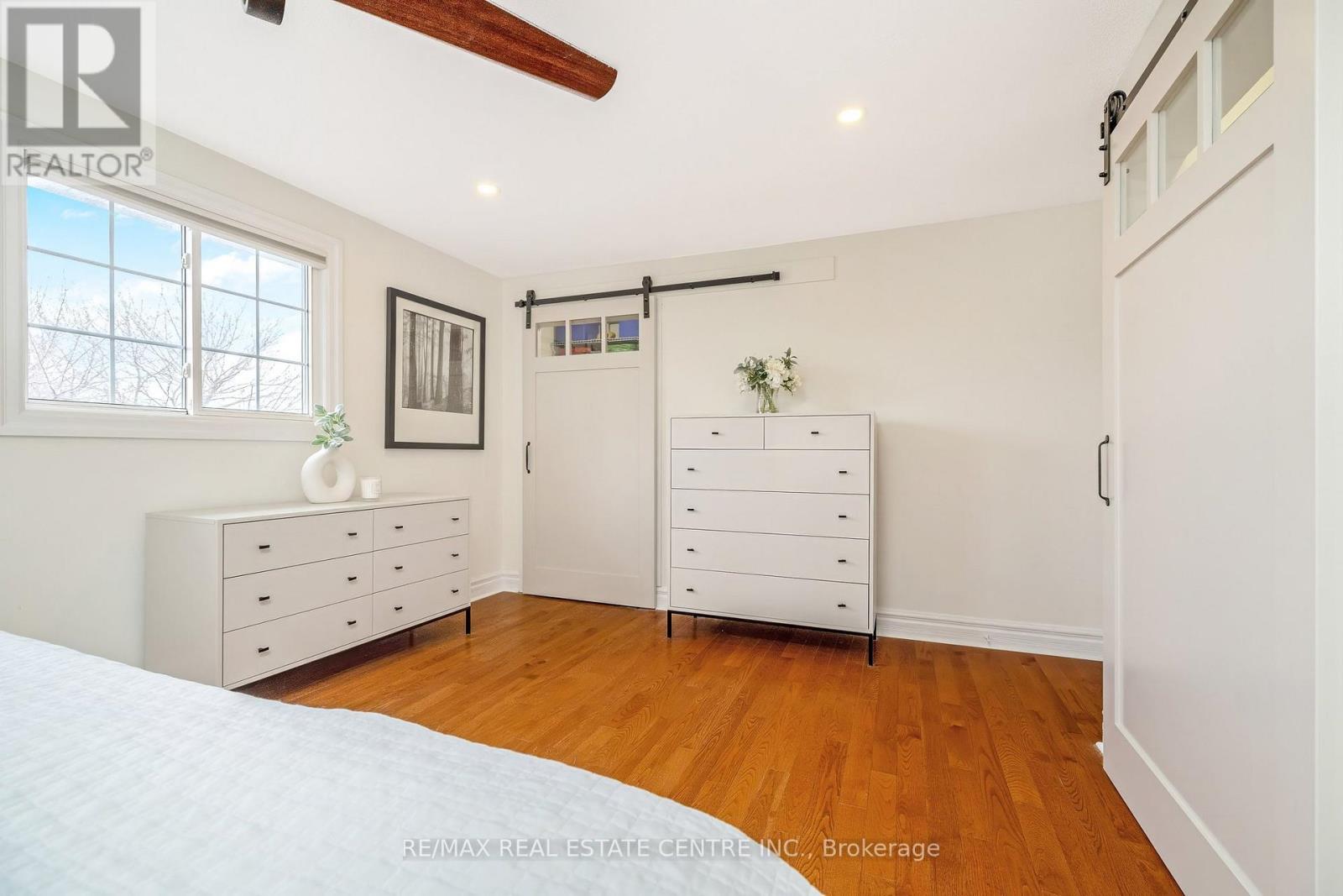 517 Farmstead Drive, Milton, Ontario  L9T 4N7 - Photo 22 - W12919734