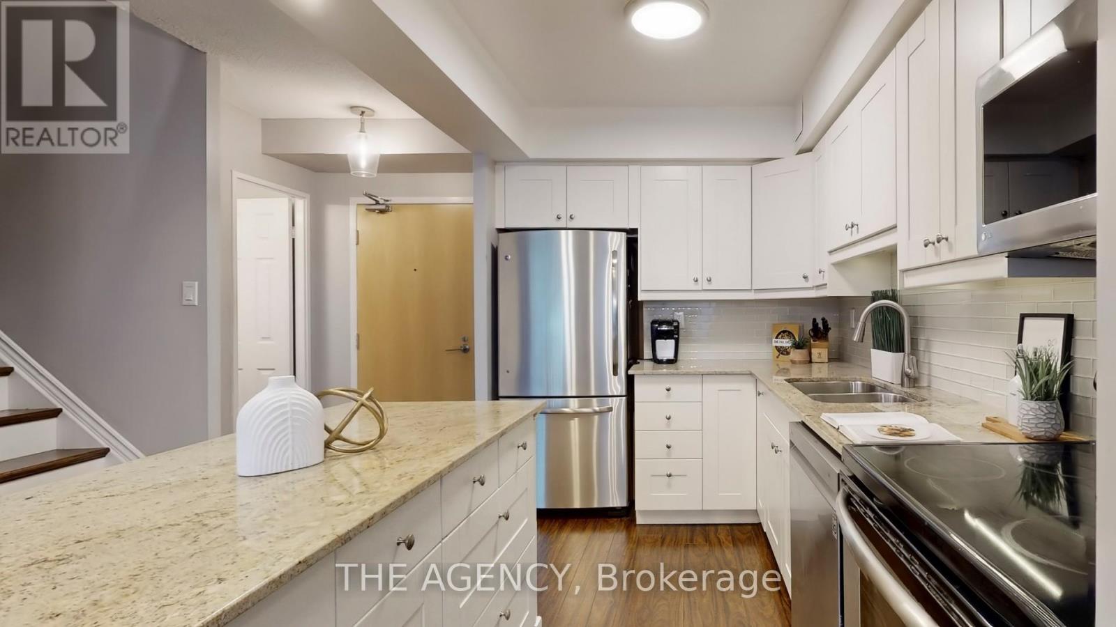 119 - 60 Southport Street N, Toronto, Ontario  M6S 3N4 - Photo 10 - W12919876