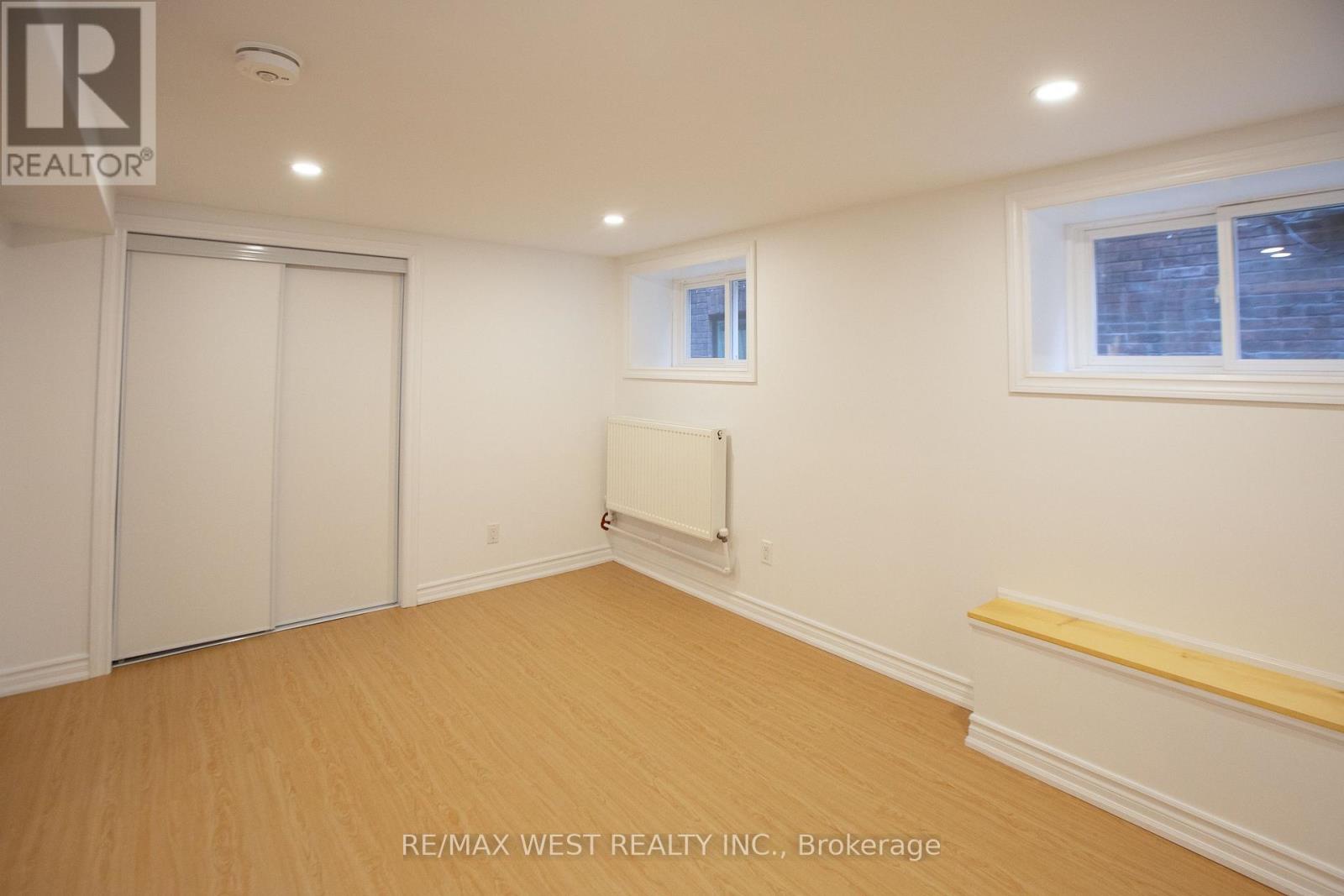 Lower - 16 Maynard Avenue, Toronto, Ontario  M6K 2Z9 - Photo 6 - W12919894