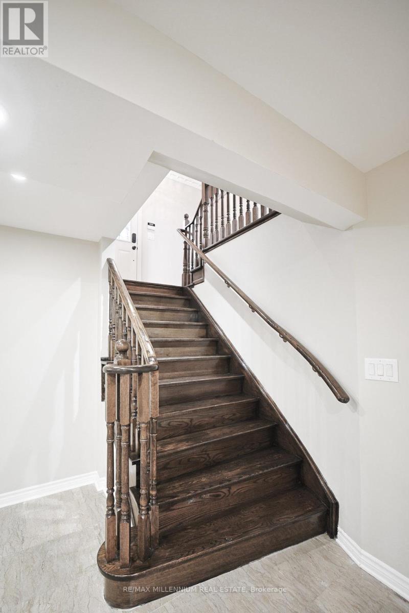 24 Prince Edward Boulevard, Brampton, Ontario  L6P 2N8 - Photo 20 - W12919910