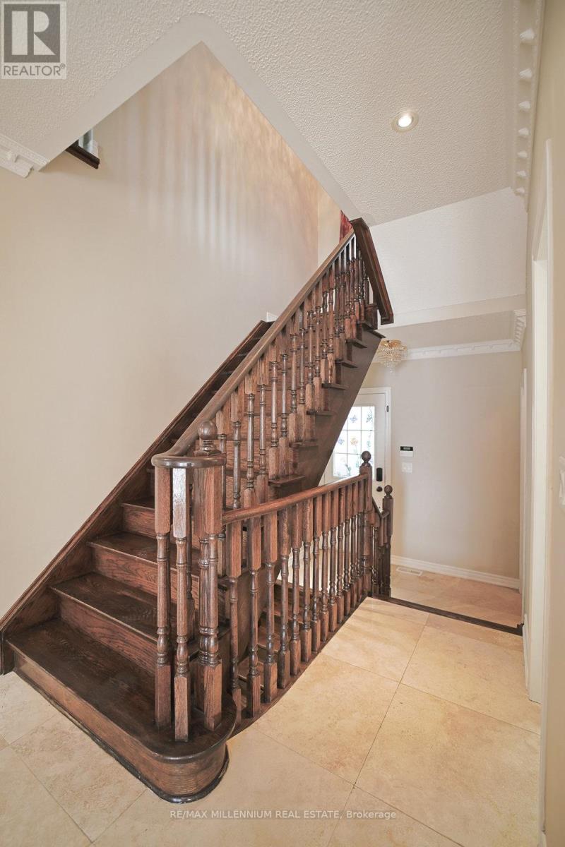 24 Prince Edward Boulevard, Brampton, Ontario  L6P 2N8 - Photo 40 - W12919910