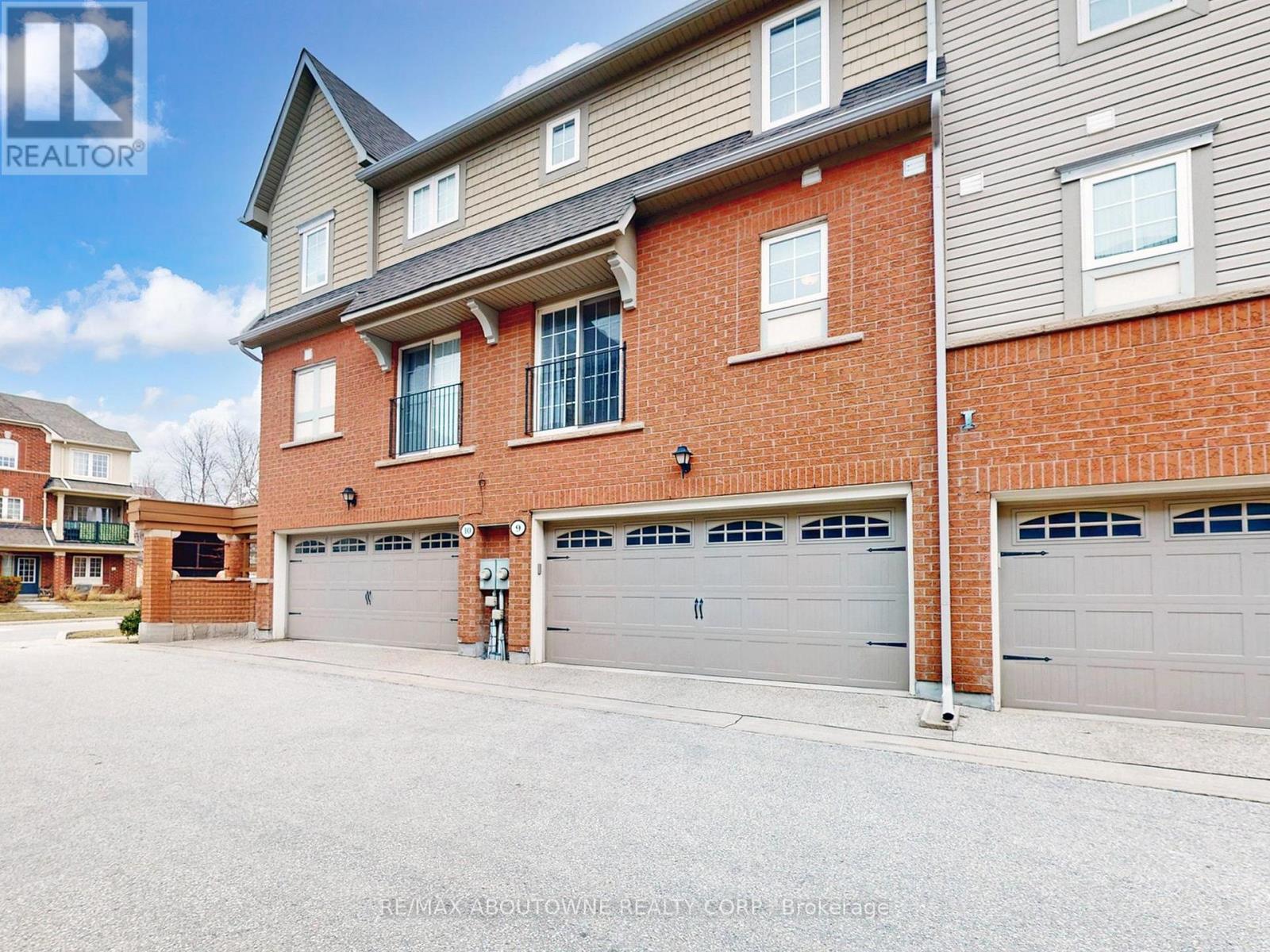 9 - 2360 Parkhaven Boulevard, Oakville, Ontario  L6H 7S6 - Photo 41 - W12919958