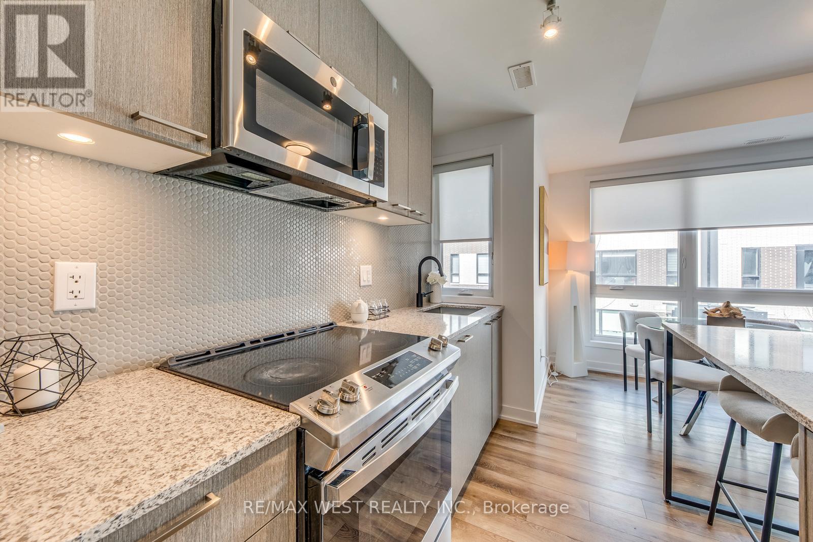 14 - 20 Ed Clark Gardens, Toronto, Ontario  M6N 0B5 - Photo 13 - W12919972