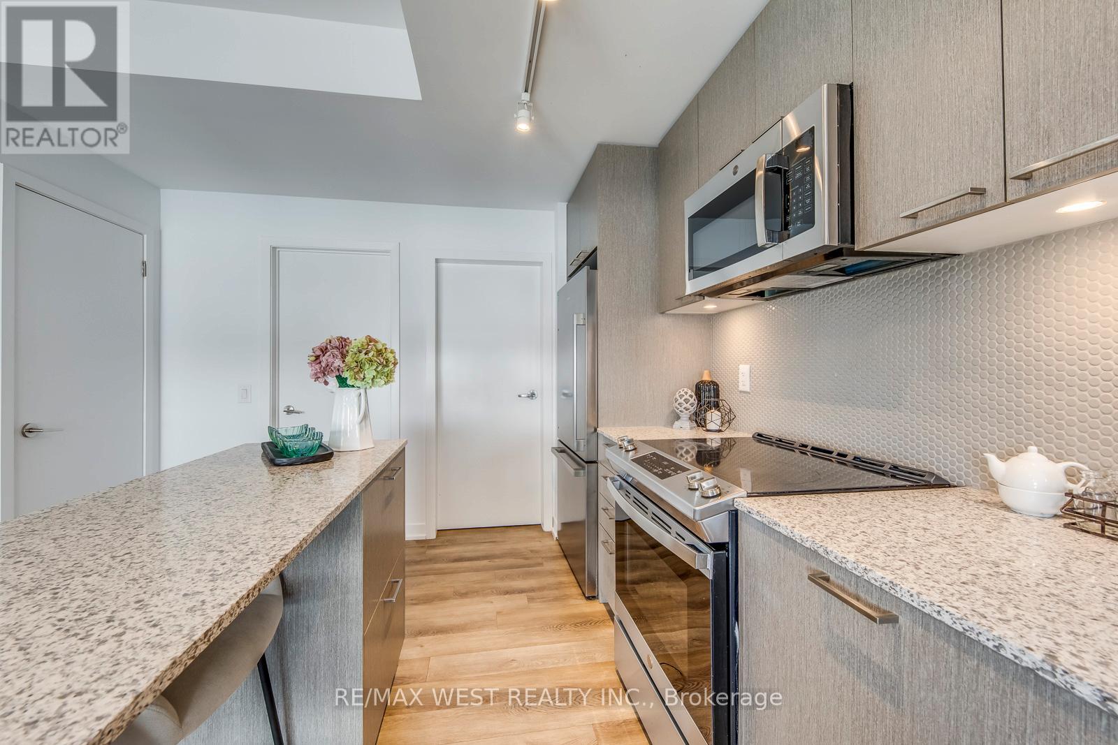 14 - 20 Ed Clark Gardens, Toronto, Ontario  M6N 0B5 - Photo 15 - W12919972