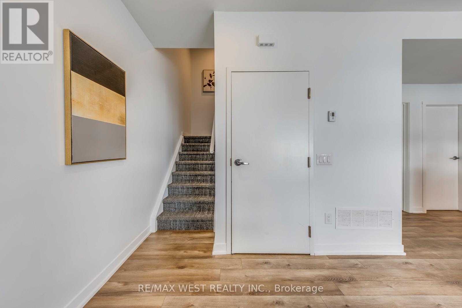 14 - 20 Ed Clark Gardens, Toronto, Ontario  M6N 0B5 - Photo 24 - W12919972