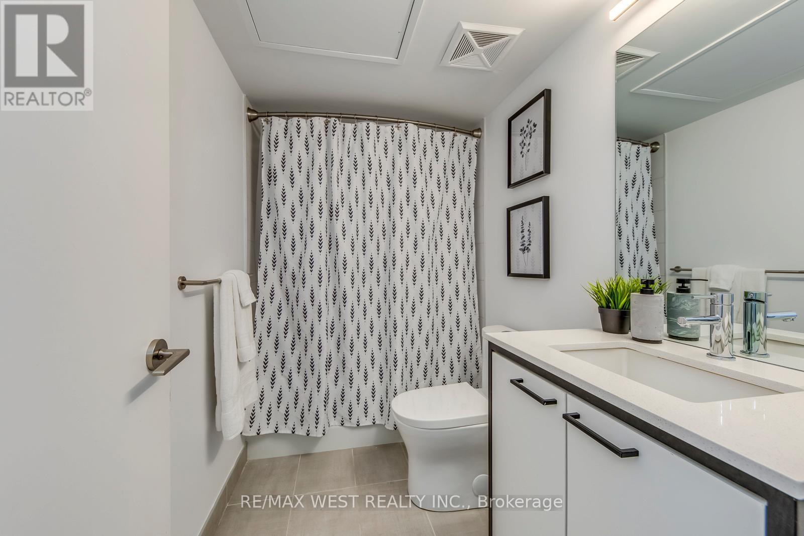 14 - 20 Ed Clark Gardens, Toronto, Ontario  M6N 0B5 - Photo 31 - W12919972