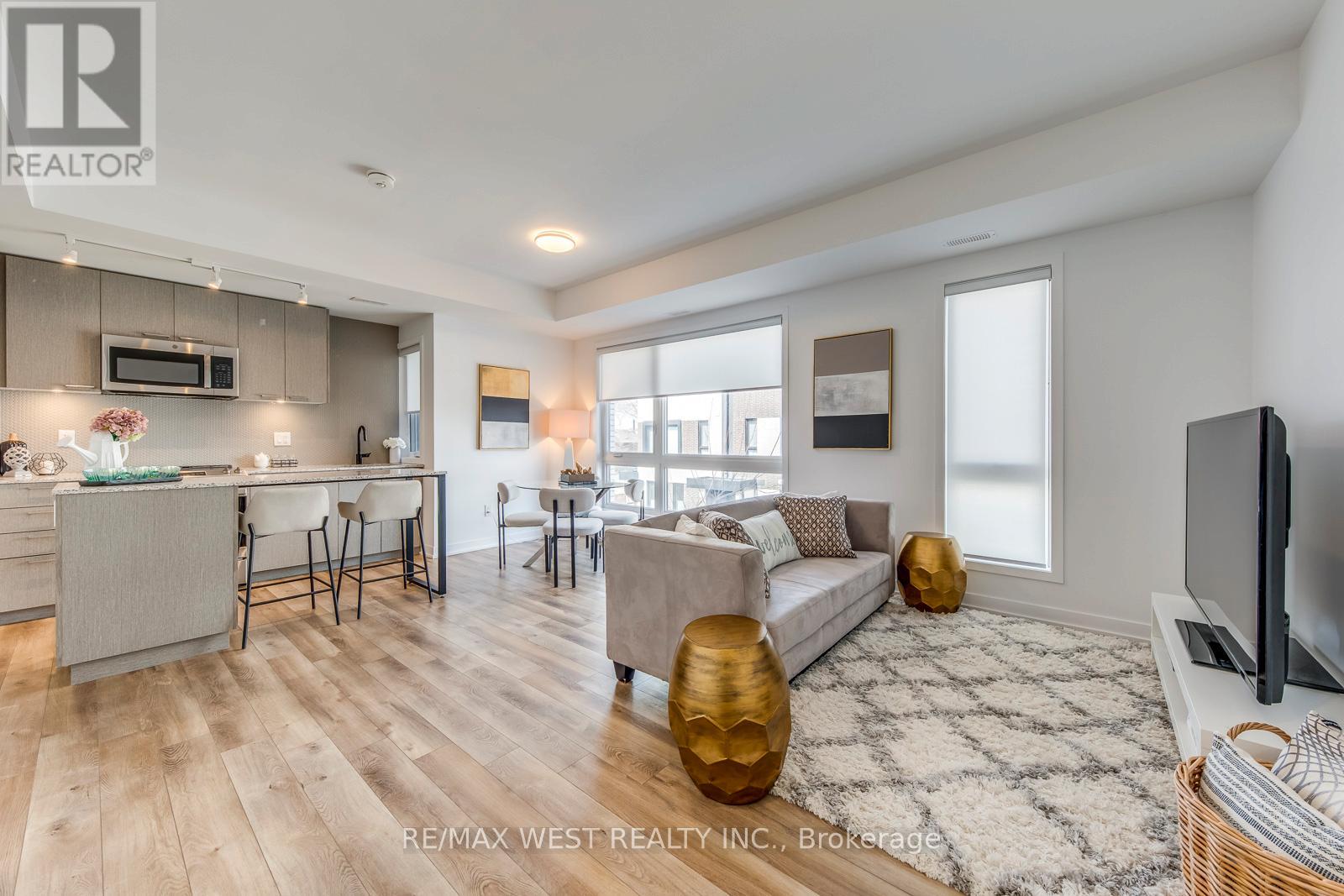 14 - 20 Ed Clark Gardens, Toronto, Ontario  M6N 0B5 - Photo 7 - W12919972