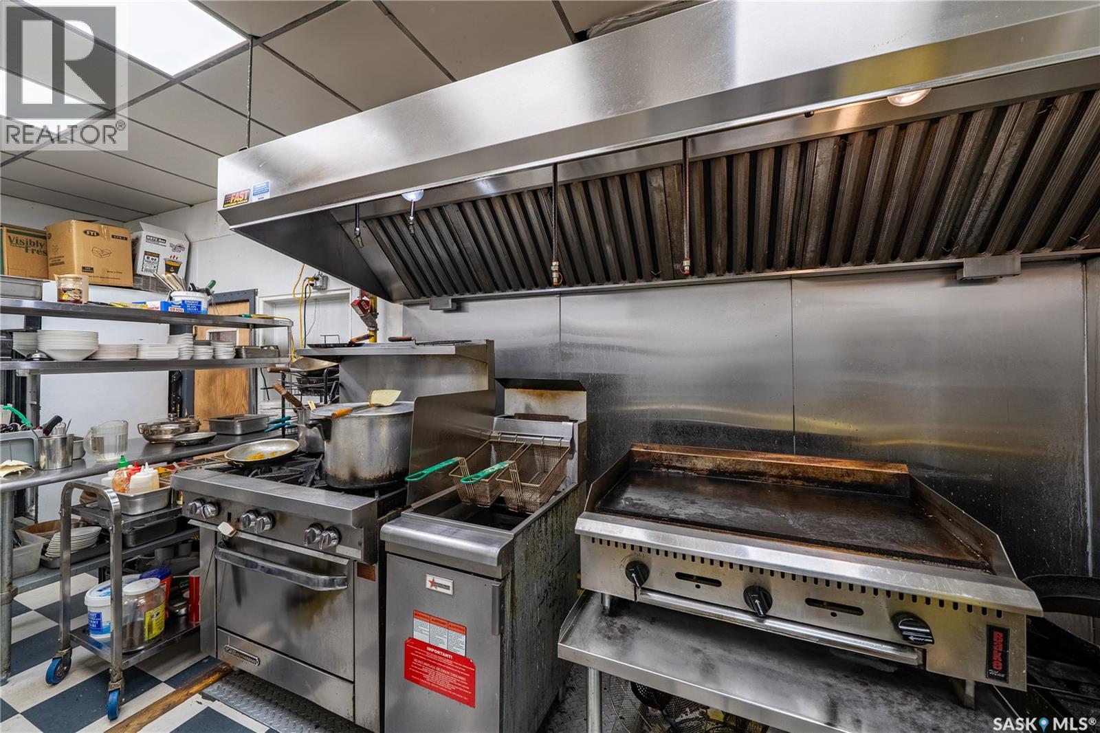 221 Victoria Avenue, Regina, Saskatchewan  S4N 0P4 - Photo 15 - SK031285