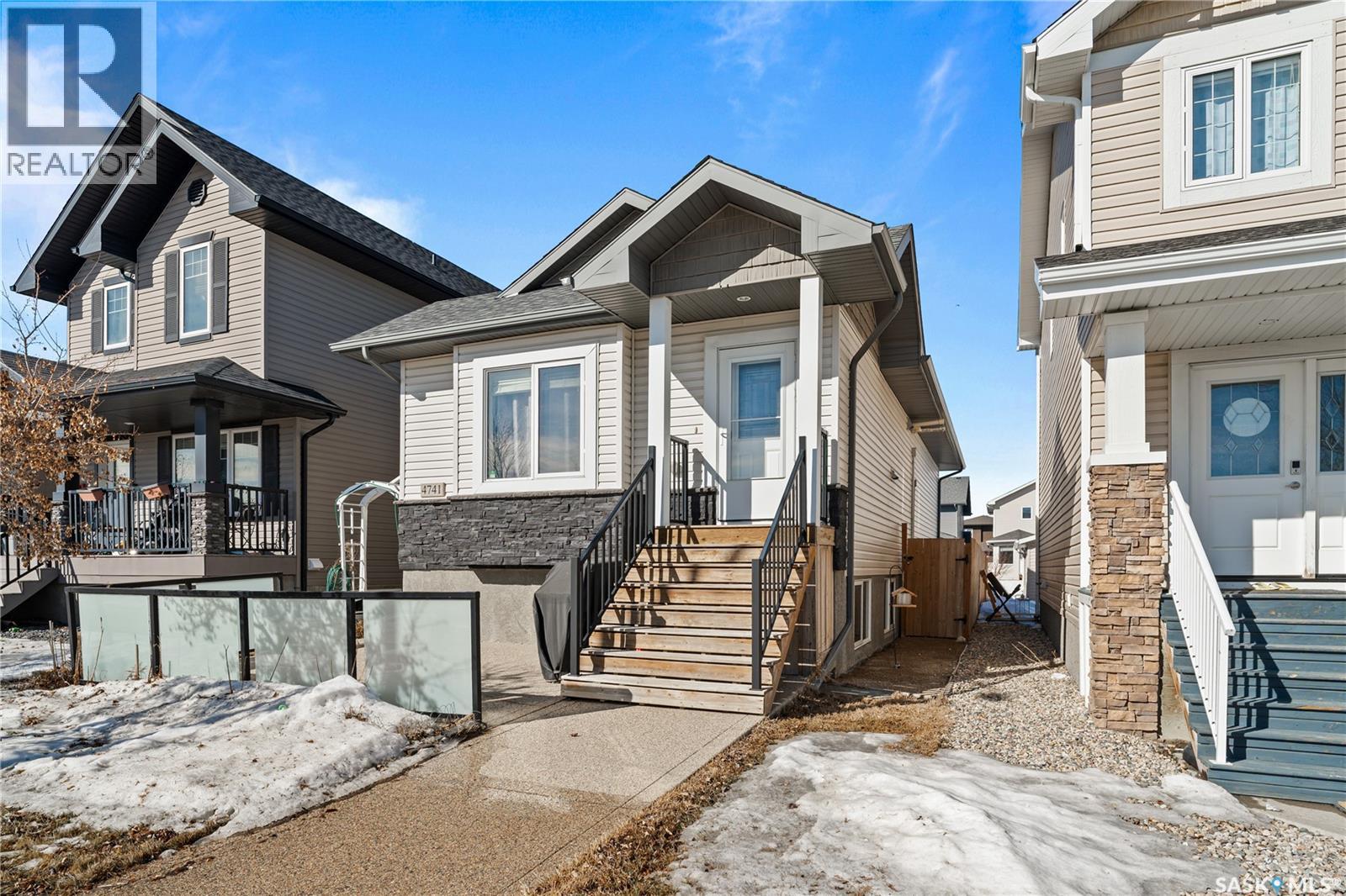 4741 JAMES HILL ROAD, Regina, Saskatchewan