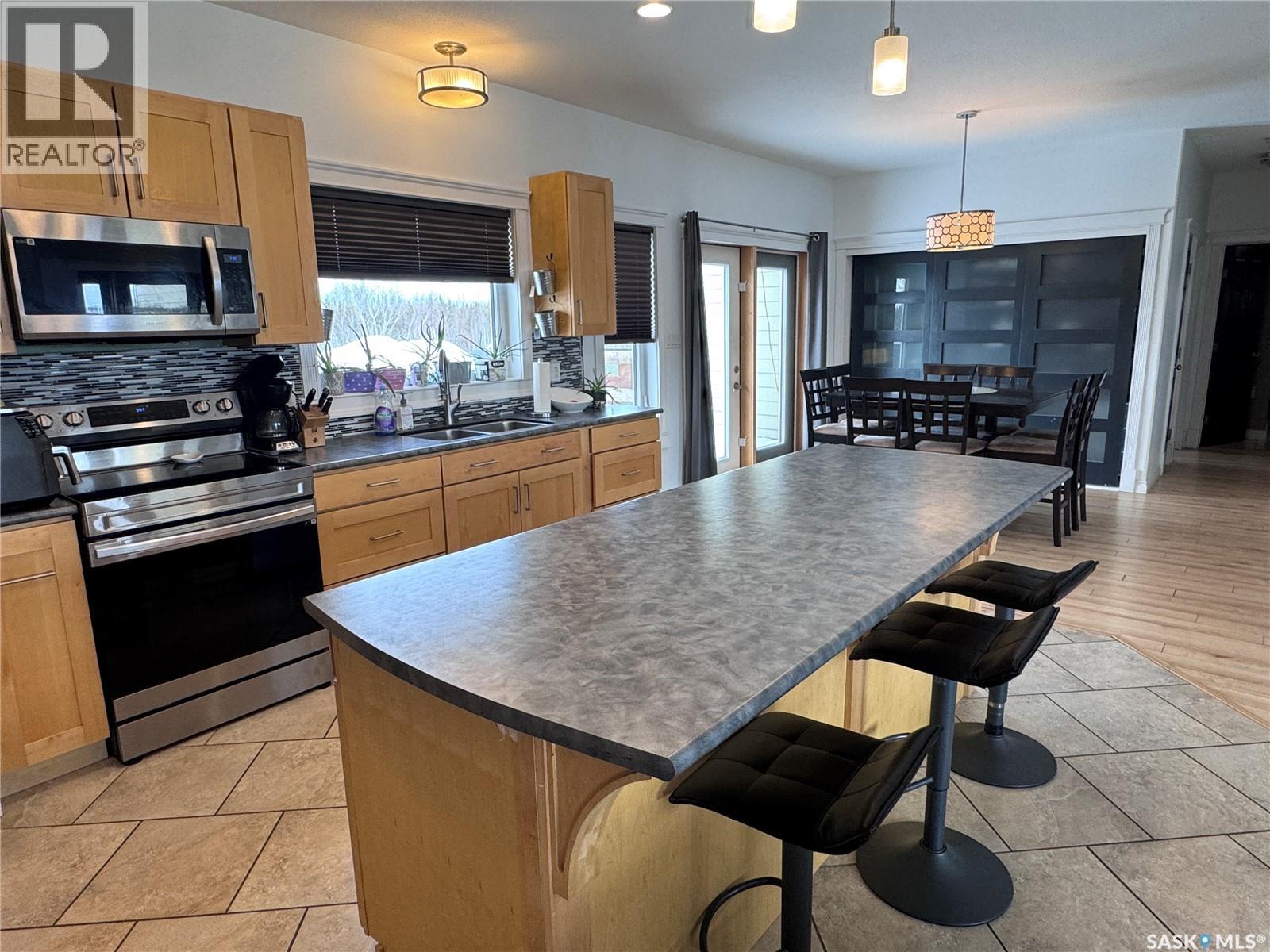 237 Eagle Point Drive, La Ronge, Saskatchewan  S0J 1L0 - Photo 6 - SK031209