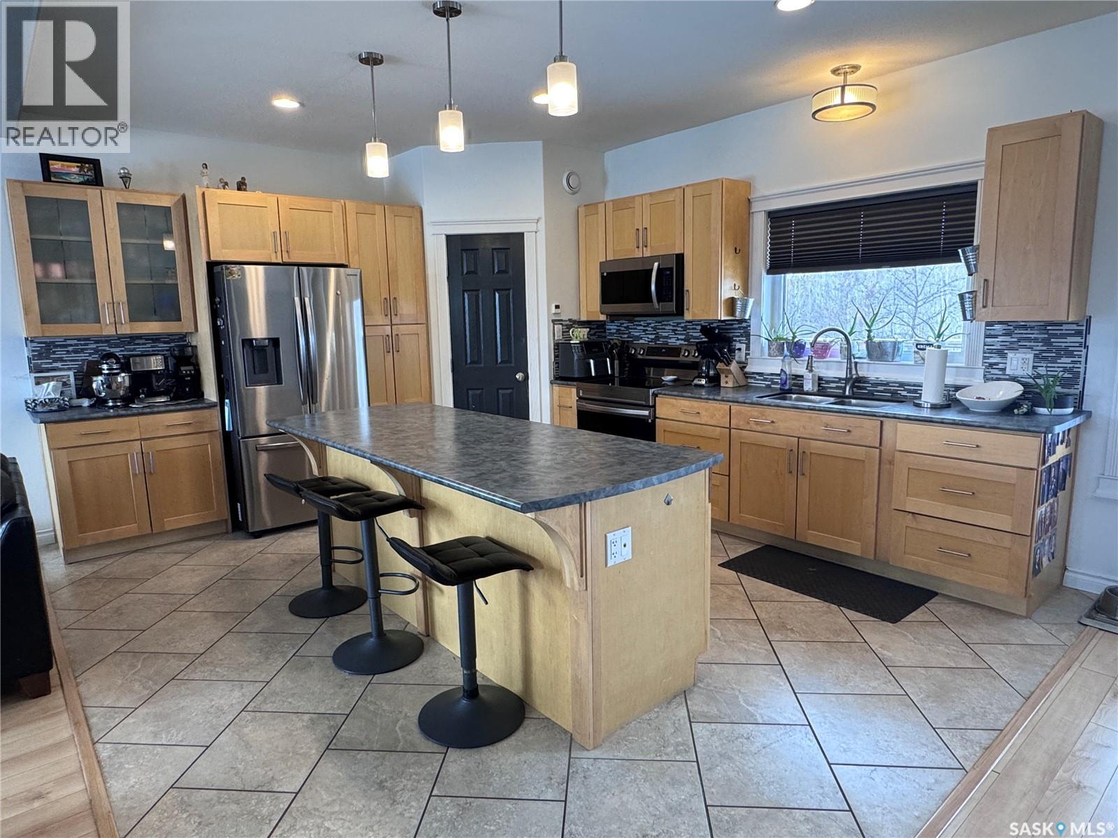 237 Eagle Point Drive, La Ronge, Saskatchewan  S0J 1L0 - Photo 7 - SK031209