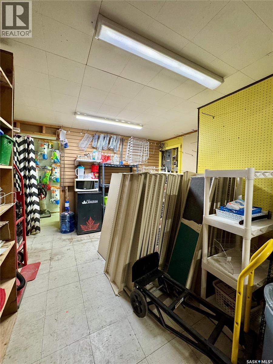 445 Main Street, Esterhazy, Saskatchewan  S0A 0X0 - Photo 14 - SK031208