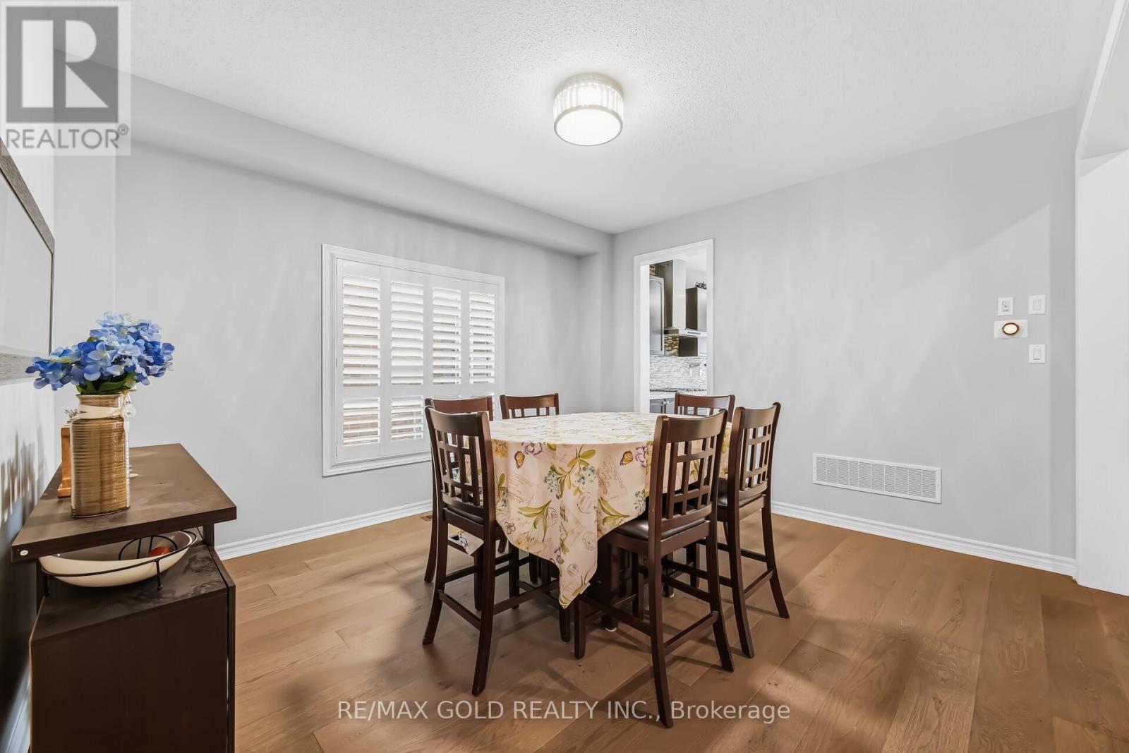 409 Tansley Street, Shelburne, Ontario  L9V 2S6 - Photo 5 - X12919726