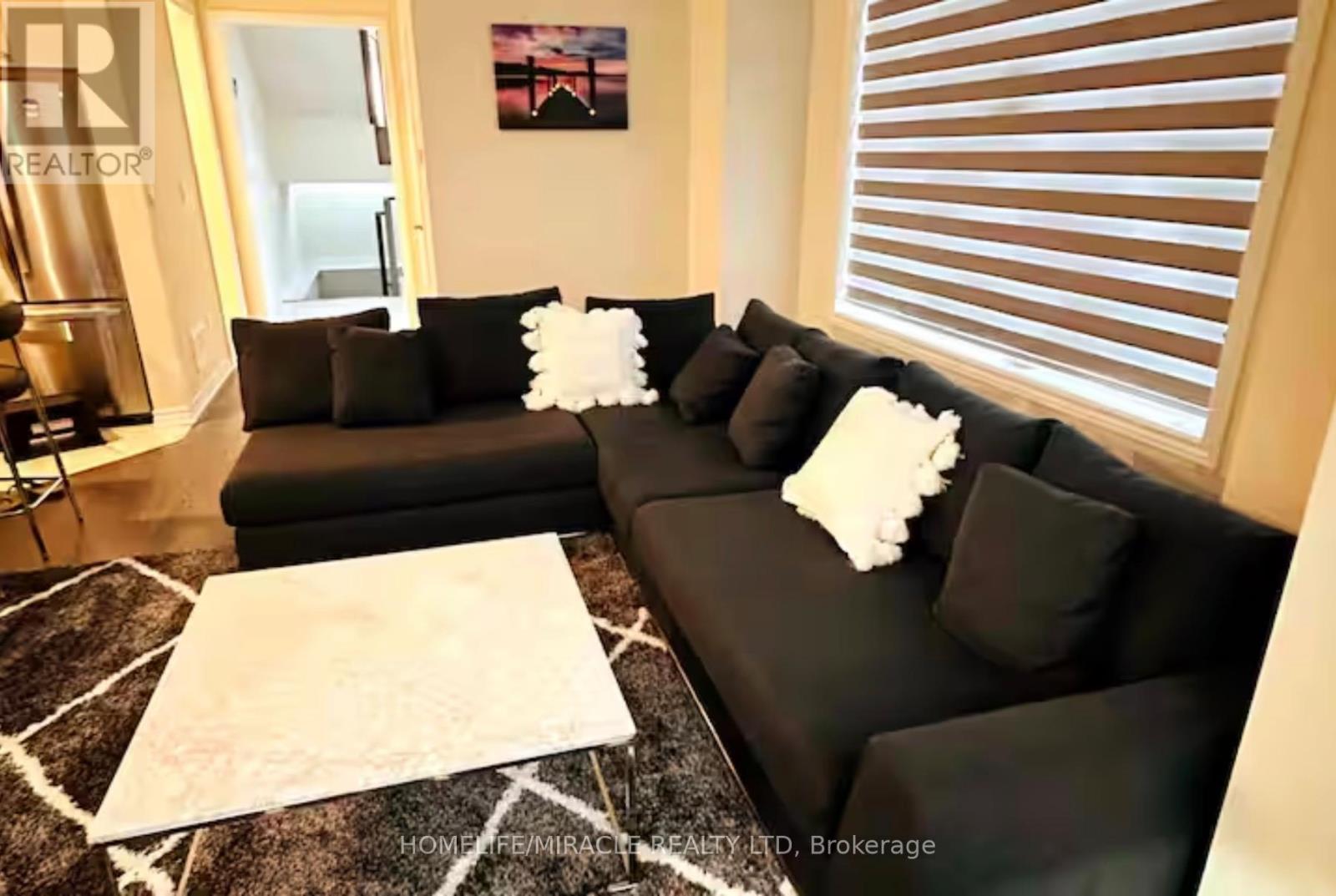 449 Barker Parkway, Thorold, Ontario  L2V 0K7 - Photo 10 - X12919750