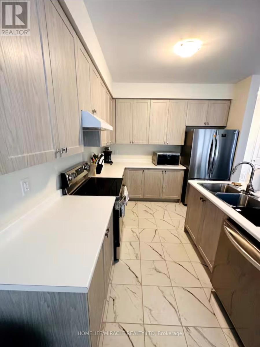 449 Barker Parkway, Thorold, Ontario  L2V 0K7 - Photo 12 - X12919750