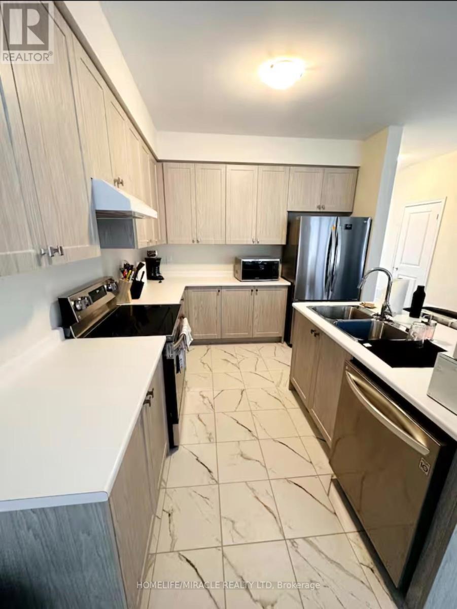 449 Barker Parkway, Thorold, Ontario  L2V 0K7 - Photo 13 - X12919750