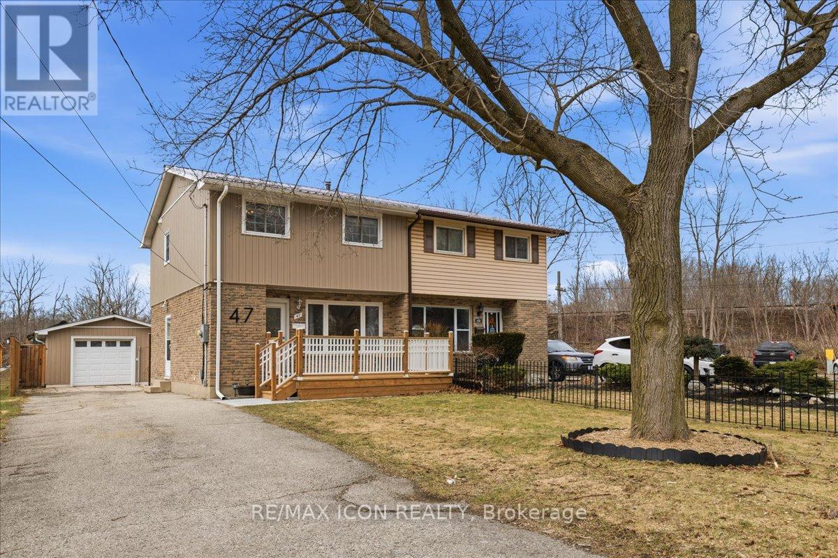 47 BEXLEY STREET, Woodstock, Ontario