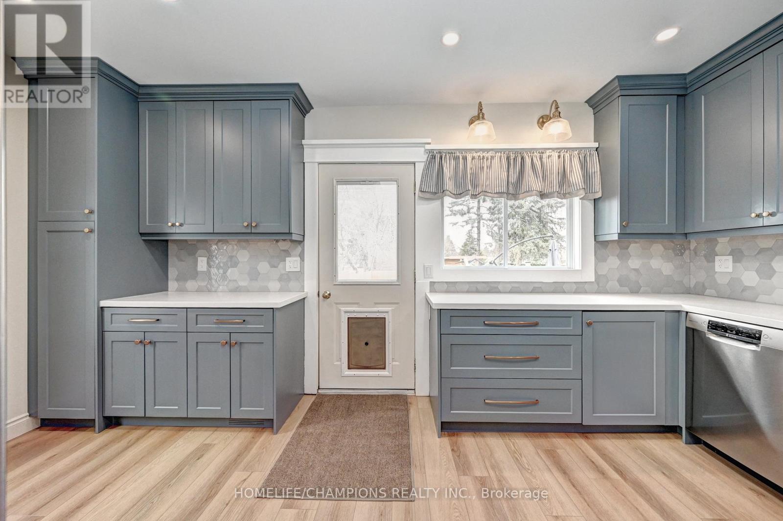 98 Mcnaughton Street, Cambridge, Ontario  N1R 1Z4 - Photo 18 - X12919856