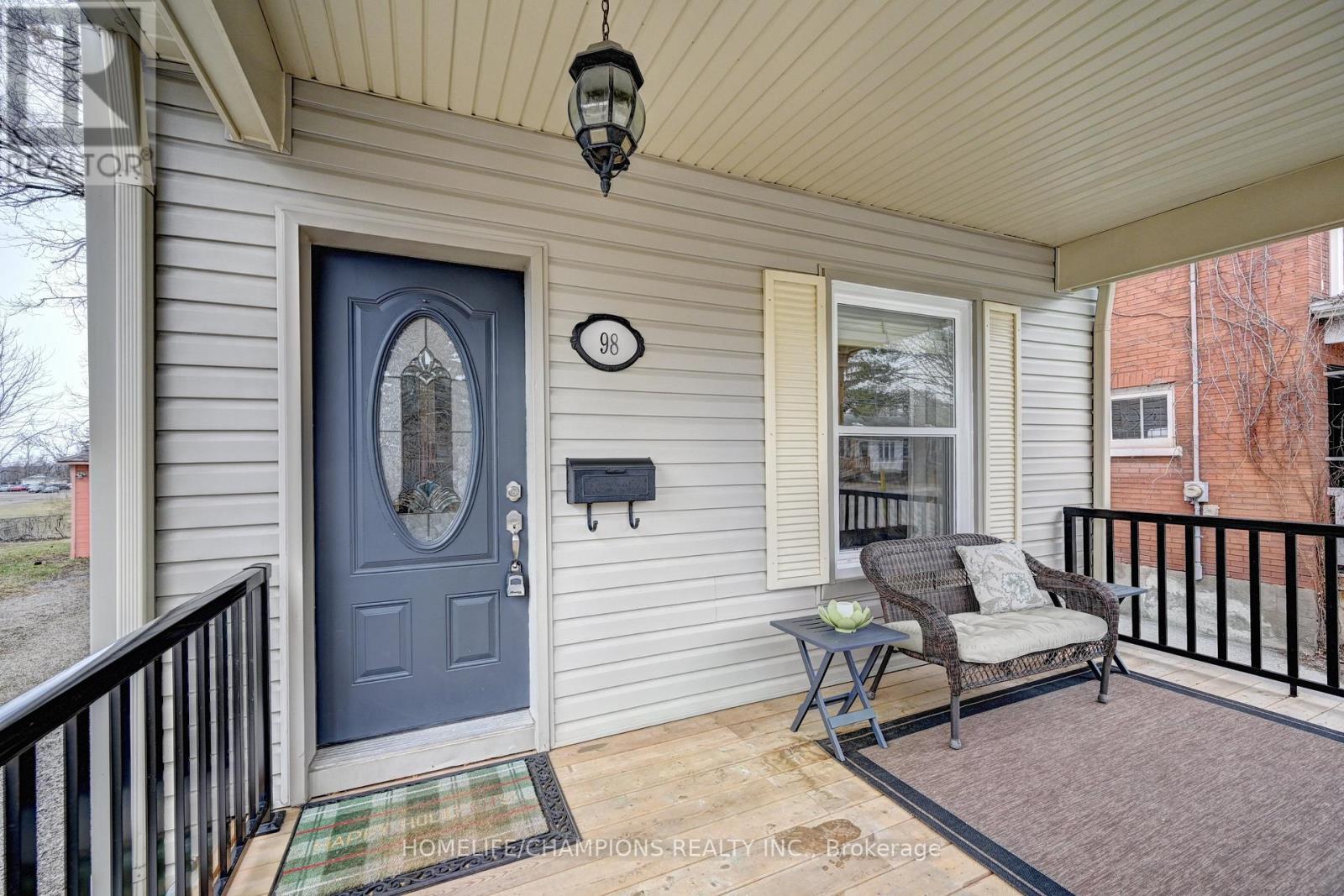 98 Mcnaughton Street, Cambridge, Ontario  N1R 1Z4 - Photo 4 - X12919856