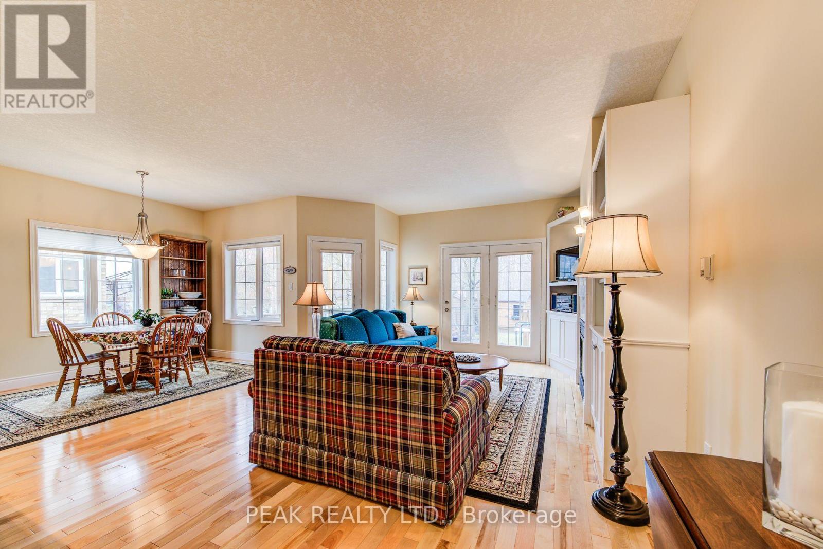 44 Laschinger Boulevard, Wilmot, Ontario  N3A 2G7 - Photo 19 - X12919868