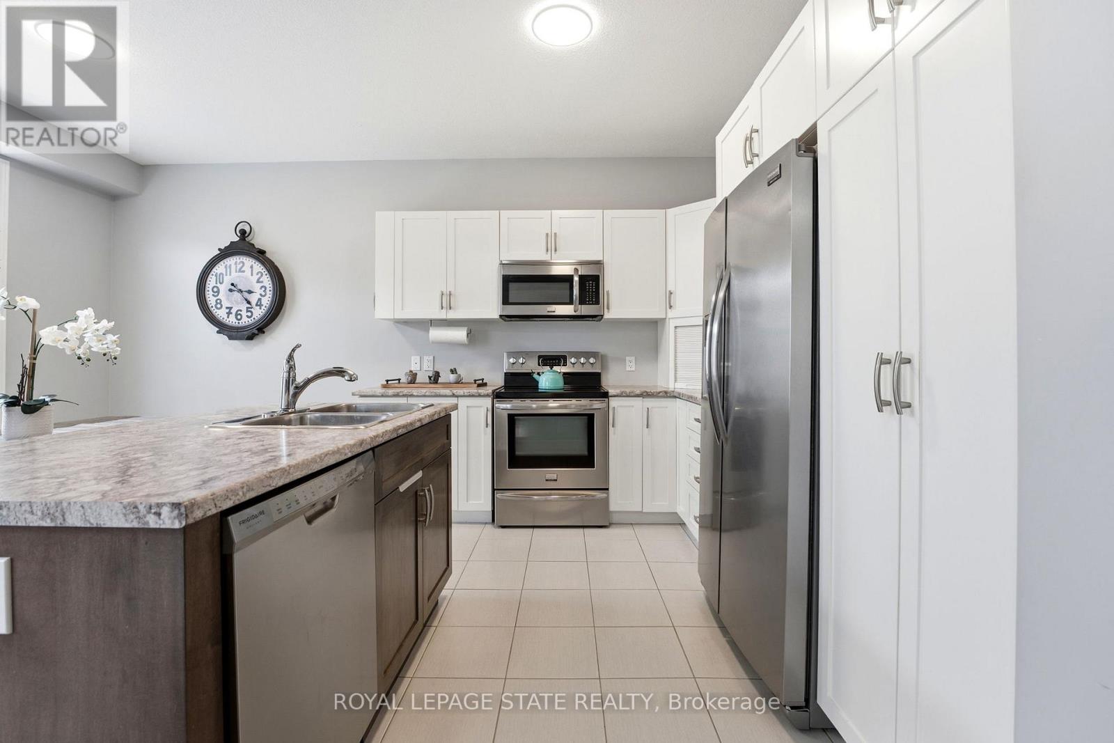 86 Fairgrounds Drive, Hamilton, Ontario  L0R 1C0 - Photo 8 - X12919898