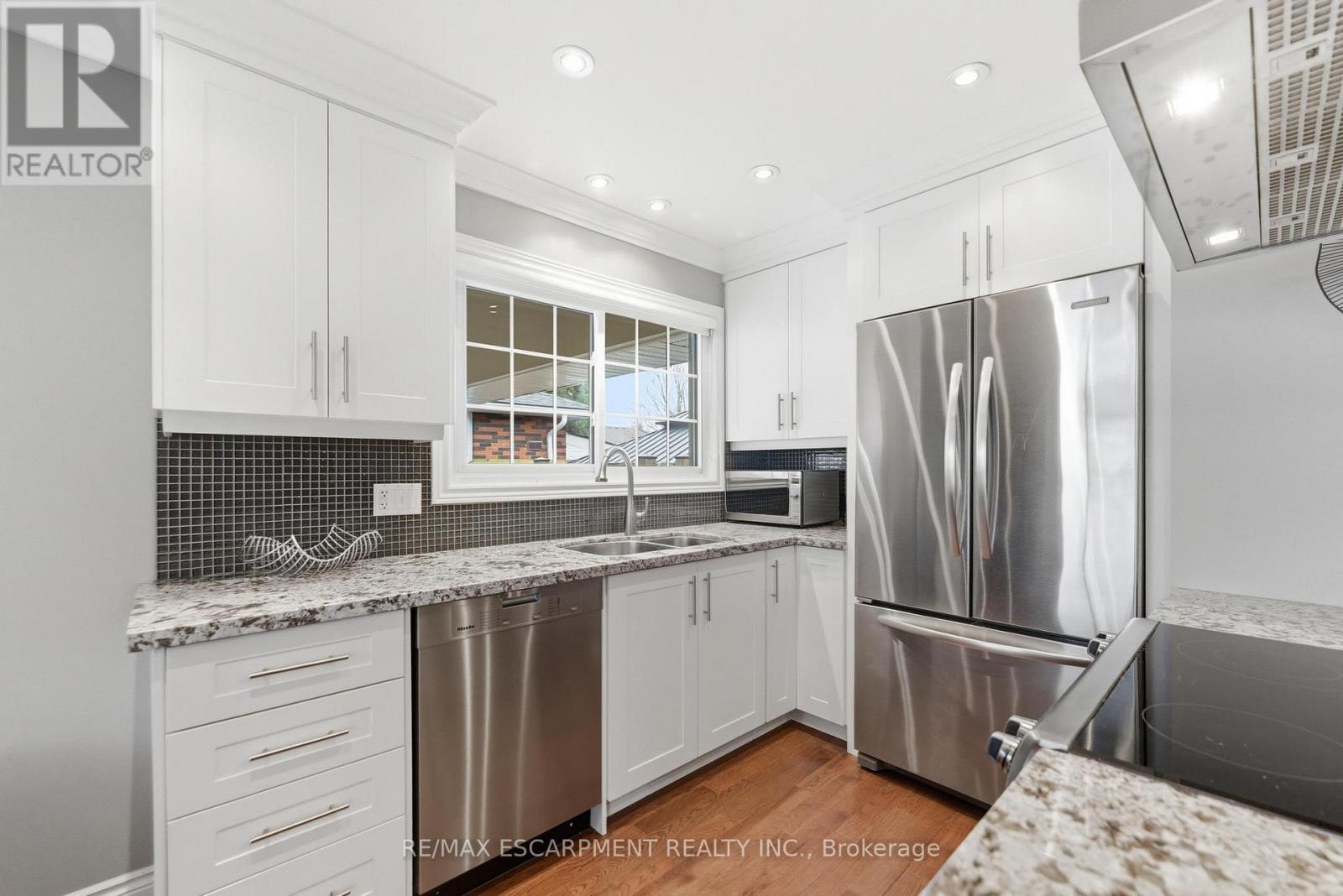 31 Marshall Street, Brantford, Ontario  N3R 3C8 - Photo 13 - X12919944