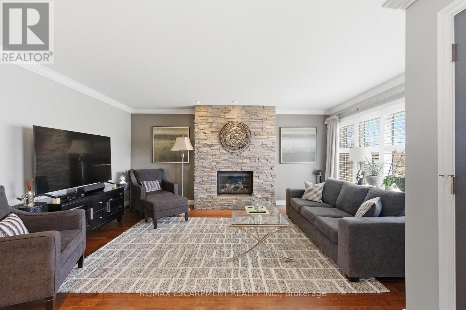 31 Marshall Street, Brantford, Ontario  N3R 3C8 - Photo 6 - X12919944